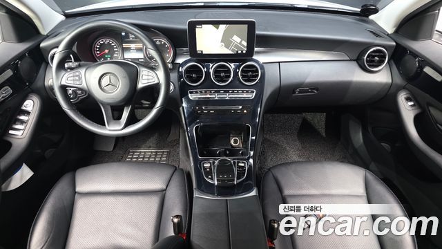 Mercedes-Benz C-Class C200