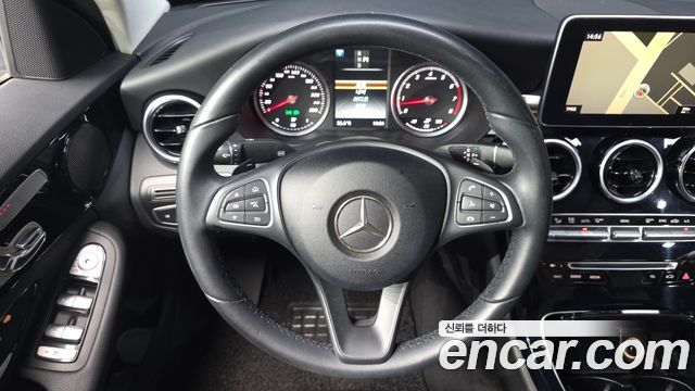 Mercedes-Benz C-Class C200