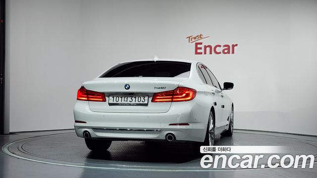 BMW 5-Series 530i Luxury Plus
