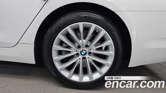 BMW 5-Series 530i Luxury Plus