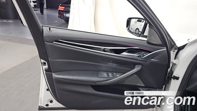 BMW 5-Series 530i Luxury Plus