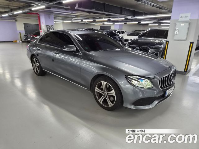 Mercedes-Benz E-Class E220d Avantgarde