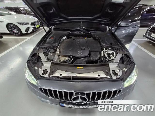 Mercedes-Benz E-Class E220d Avantgarde