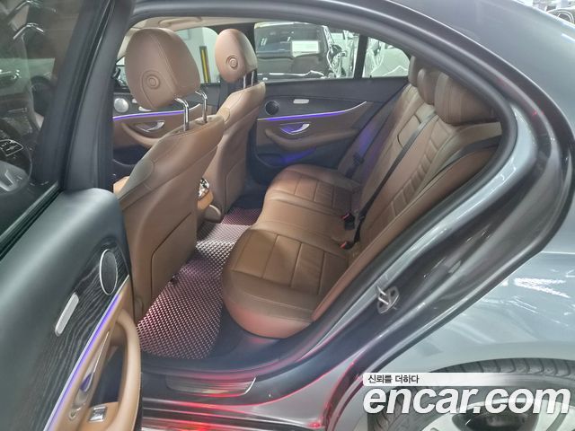 Mercedes-Benz E-Class E220d Avantgarde