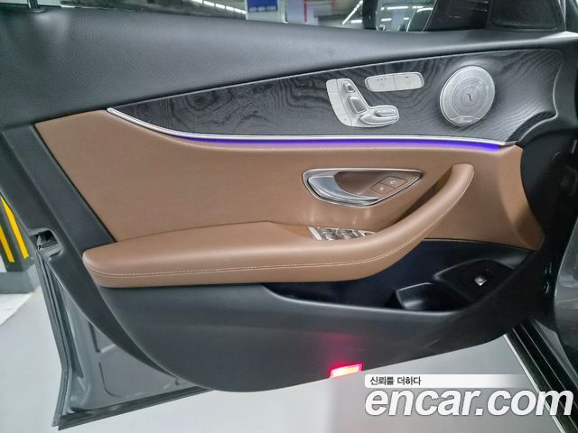 Mercedes-Benz E-Class E220d Avantgarde