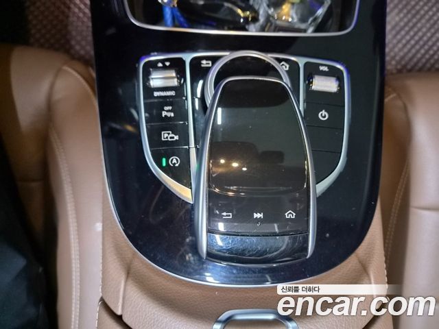Mercedes-Benz E-Class E220d Avantgarde