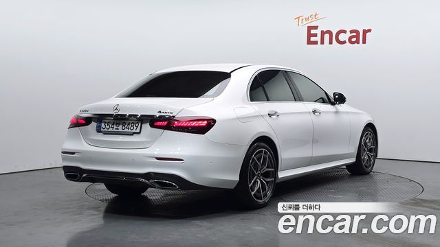 Mercedes-Benz E-Class E220d 4MATIC AMG Line