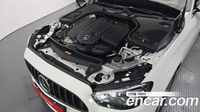 Mercedes-Benz E-Class E220d 4MATIC AMG Line