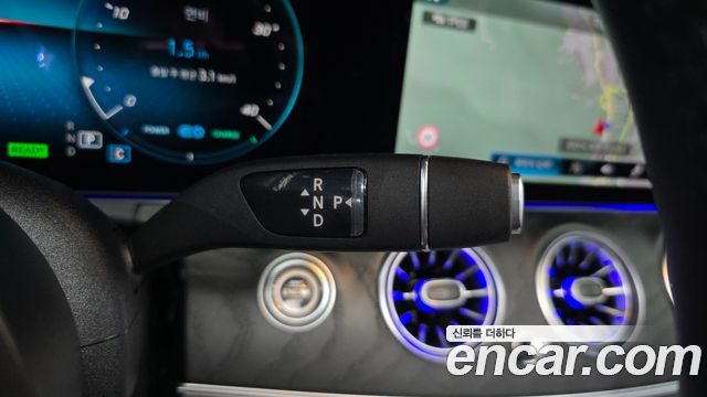 Mercedes-Benz E-Class E220d 4MATIC AMG Line