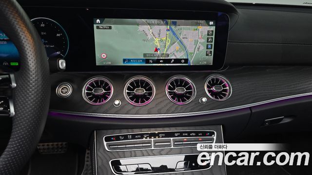 Mercedes-Benz E-Class E220d 4MATIC AMG Line