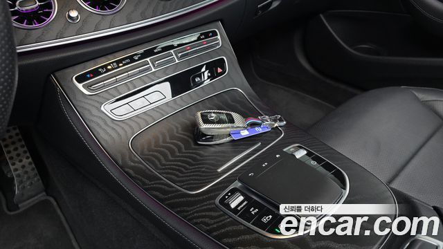 Mercedes-Benz E-Class E220d 4MATIC AMG Line