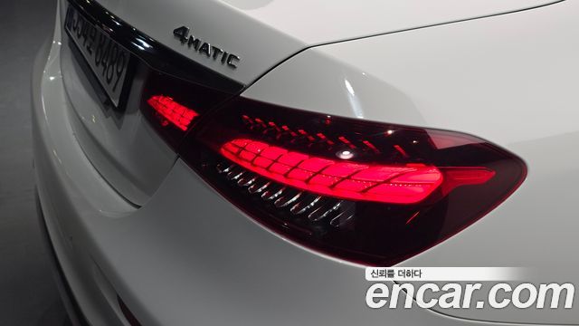 Mercedes-Benz E-Class E220d 4MATIC AMG Line