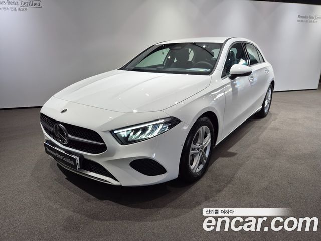 Mercedes-Benz A-Class A220 Hatchback