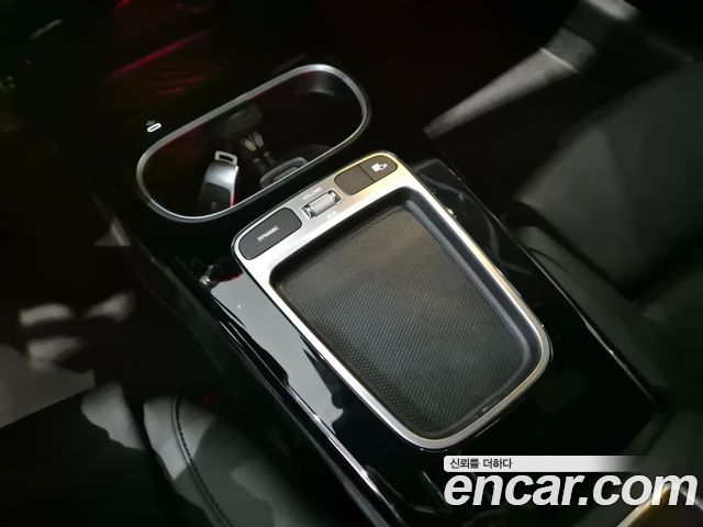 Mercedes-Benz A-Class A220 Hatchback
