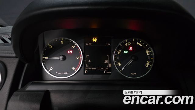 Land Rover Discovery 3.0 SDV6 SE