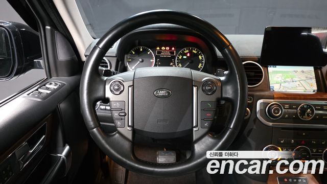 Land Rover Discovery 3.0 SDV6 SE