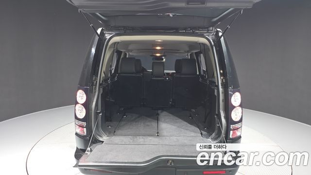 Land Rover Discovery 3.0 SDV6 SE