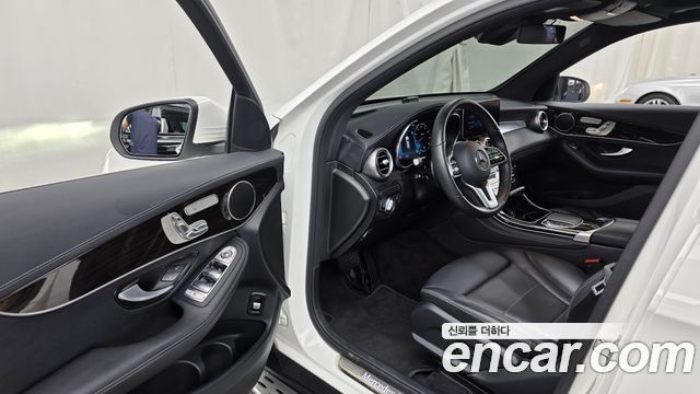 Mercedes-Benz GLC-Class GLC300 4MATIC