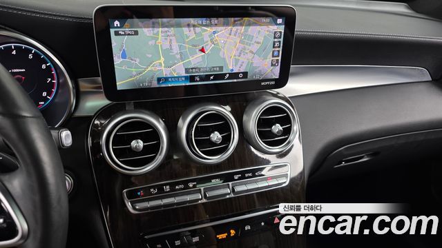Mercedes-Benz GLC-Class GLC300 4MATIC