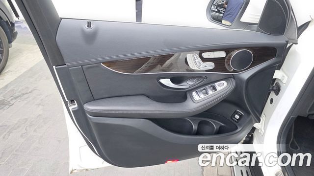 Mercedes-Benz GLC-Class GLC300 4MATIC