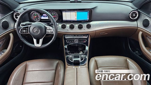 Mercedes-Benz E-Class E300 Avantgarde