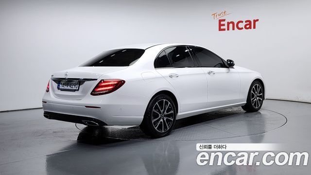 Mercedes-Benz E-Class E250 Avantgarde