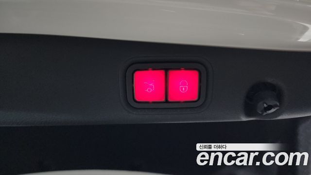 Mercedes-Benz E-Class E250 Avantgarde