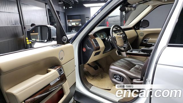 Land Rover Range Rover 4.4 SDV8 Vogue SE DIESEL