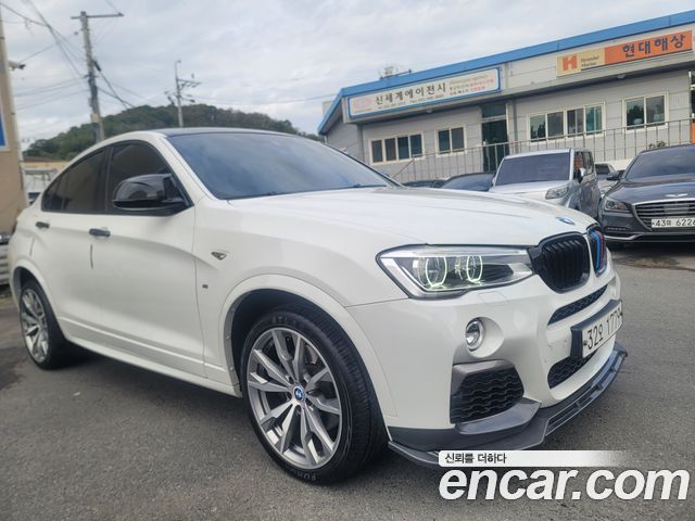 BMW X4 M40i
