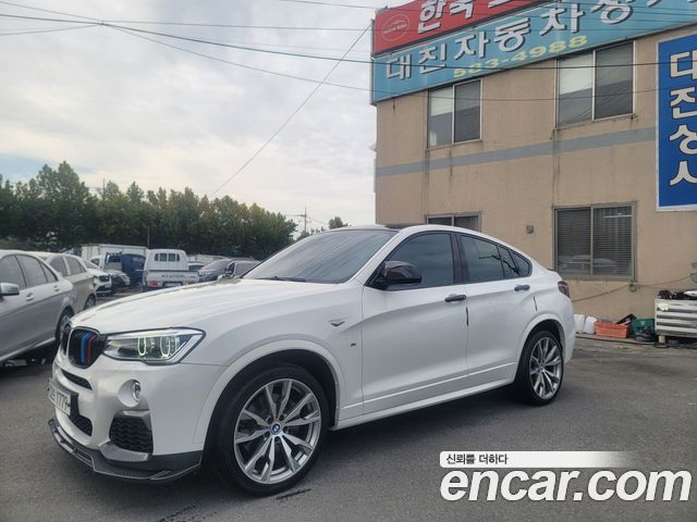 BMW X4 M40i