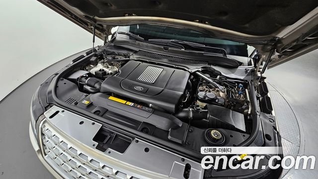 Land Rover Range Rover 4.4 SDV8 Vogue SE DIESEL