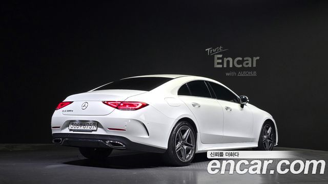 Mercedes-Benz CLS-Class CLS300d AMG Line