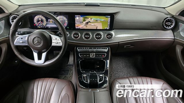 Mercedes-Benz CLS-Class CLS300d AMG Line
