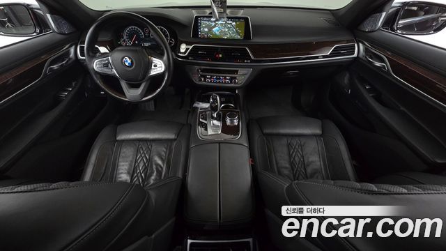 BMW 7-Series 750Li xDrive