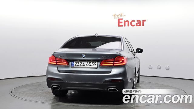 BMW 5-Series 530i xDrive M Sport Package Plus