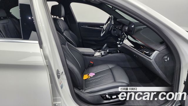 BMW 5-Series 530i M Sport Package