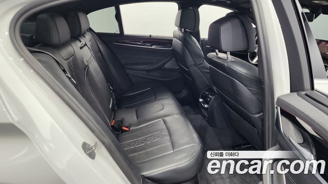 BMW 5-Series 530i M Sport Package