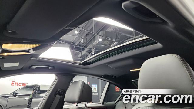 BMW 5-Series 530i M Sport Package