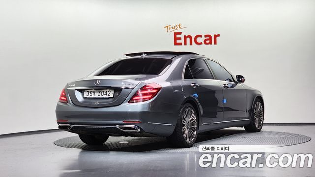 Mercedes-Benz S-Class S560L 4MATIC