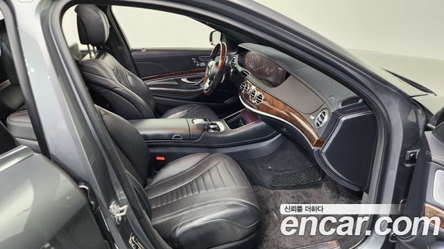 Mercedes-Benz S-Class S560L 4MATIC
