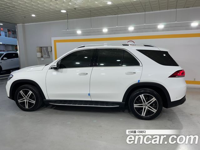 Mercedes-Benz GLE-Class GLE300d 4MATIC