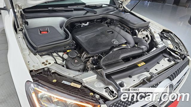 Mercedes-Benz GLC-Class GCL300 4MATIC Coupe