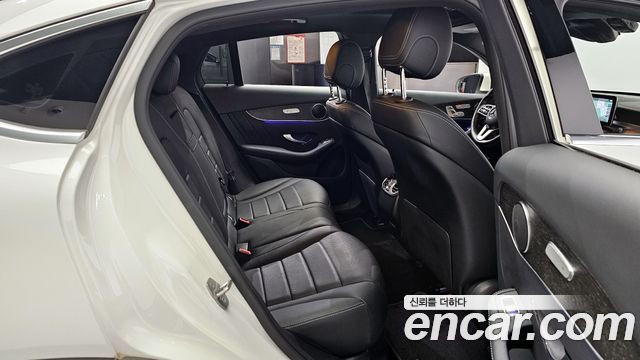 Mercedes-Benz GLC-Class GCL300 4MATIC Coupe