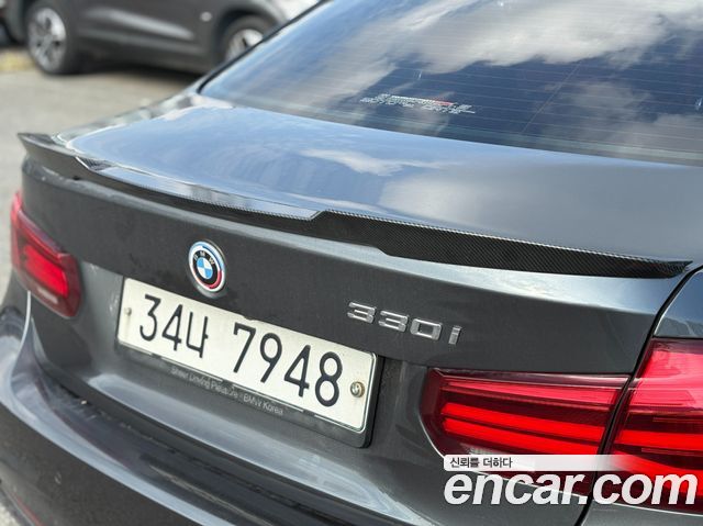 BMW 3Series (F30) 330i M Sport Shadow