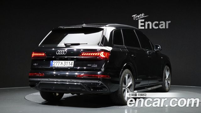 Audi Q7 55 TFSI Quattro Premium