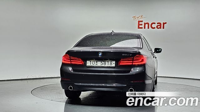 BMW 5-Series 520d Luxury Plus