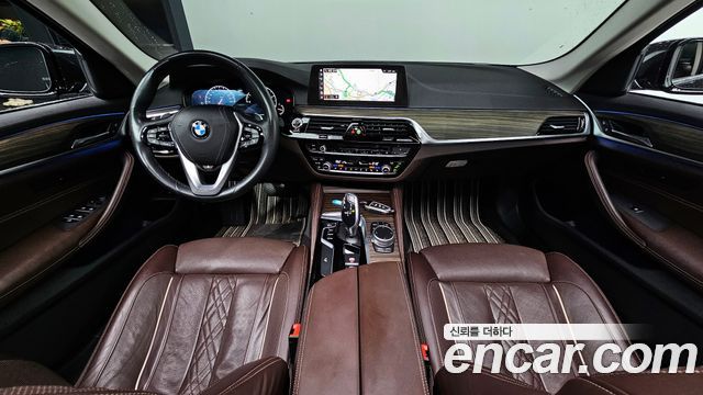 BMW 5-Series 520d Luxury Plus
