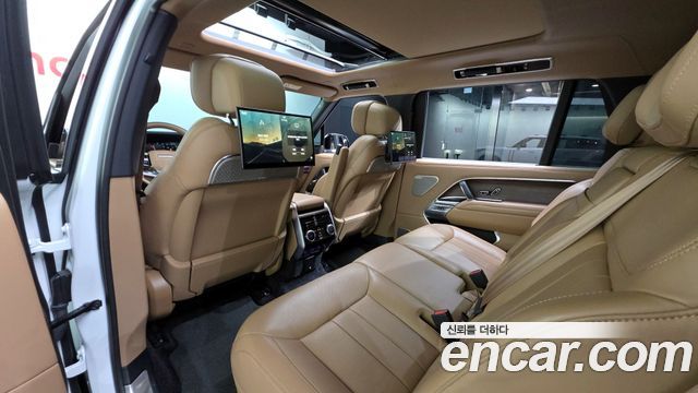 Land Rover Range Rover P530 Autobiography Long Wheel Base