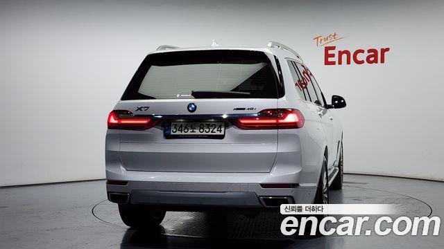 BMW X7 xDrive 40i Design Pure Excellence 7-Seater