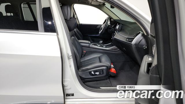 BMW X7 xDrive 40i Design Pure Excellence 7-Seater